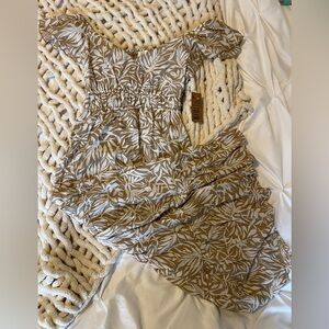 Tropical Print Flutter sleeve Dress